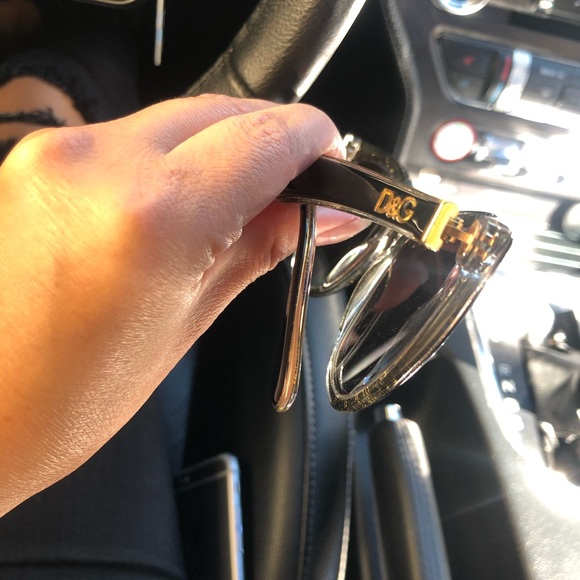 Dolce&Gabbana sunglasses✨ - Picture 4 of 11